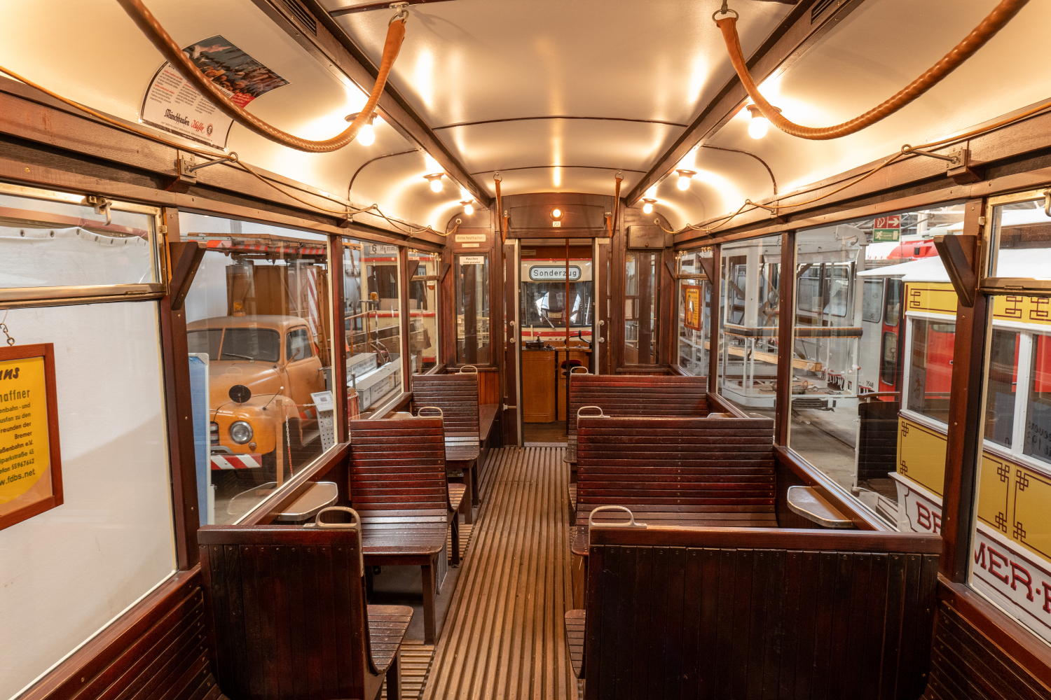 Triebwagen 701 - Innenraum