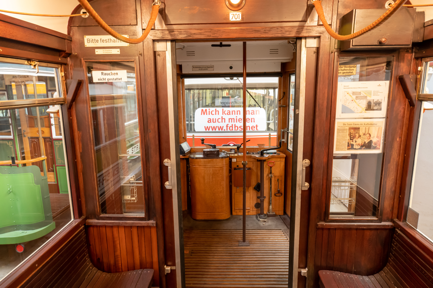 Triebwagen 701 - Innenraum